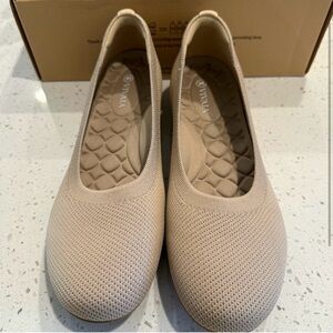 Vivaia Women's Clair Walker Ballet Flat